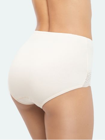 Фото 3 Трусики Vis-A-Vis из коллекции Delicate, цвет: бежевый, вид сзади